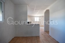 Huge building land with warehouse