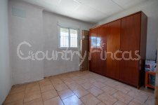 Huge building land with warehouse