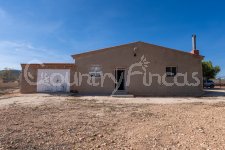 Huge building land with warehouse