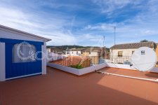 Beautiful Traditional Town House w/ Garden and Casita