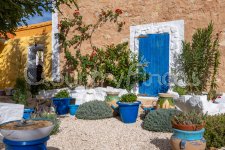 Beautiful Traditional Town House w/ Garden and Casita