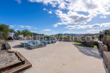 Country House in Monovar