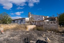 Country House in Monovar