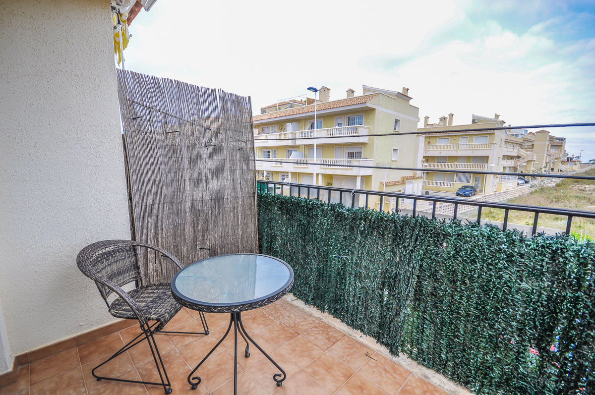 Townhouse for sale in Brisas del Faro, Gran Alacant, Spain €135,000