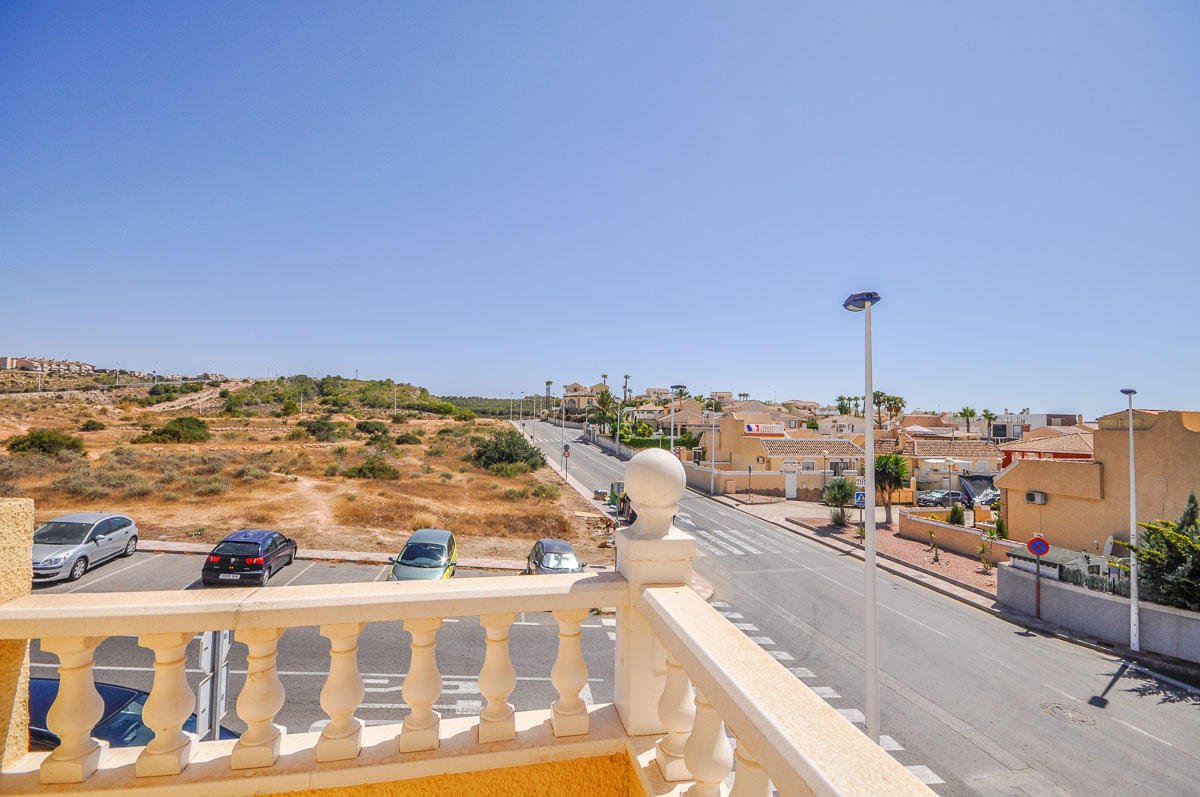 Townhouse for sale in Monte y Mar Bajo, Gran Alacant, Spain €125,000