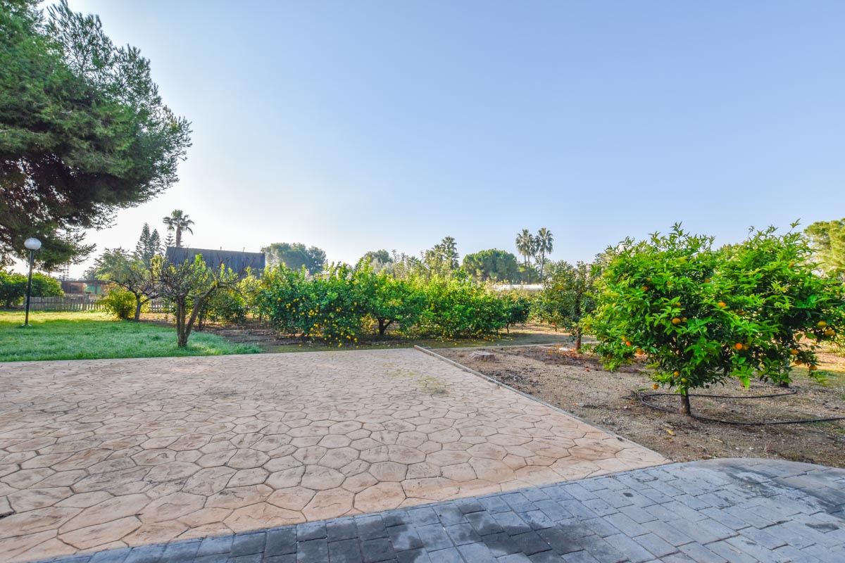 Finca for sale in Valverde, Spain €318,000 (GA0273)