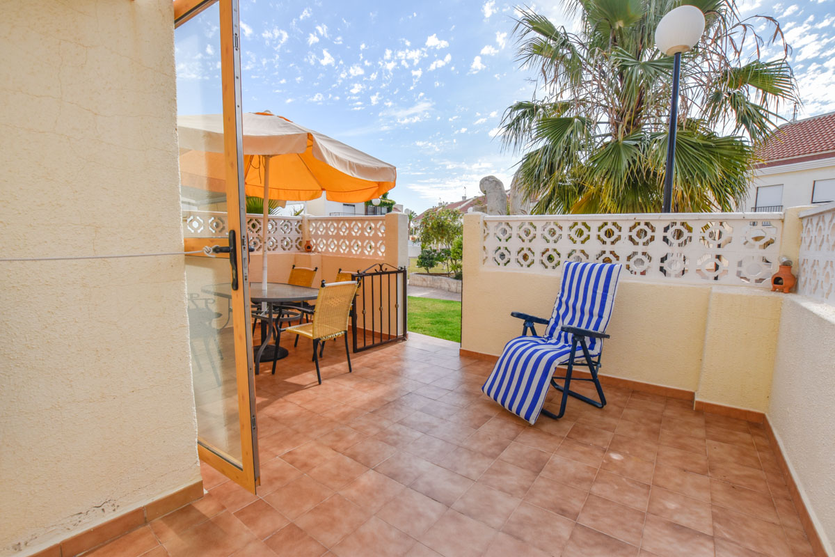 Townhouse for sale in Brisas del Faro, Gran Alacant, Spain €148,000