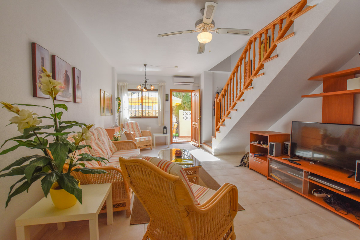 Townhouse for sale in Brisas del Faro, Gran Alacant, Spain €148,000