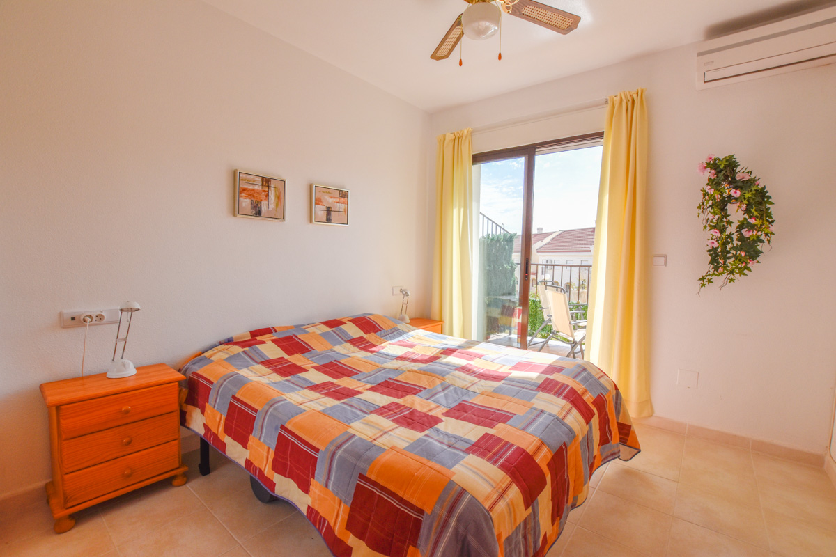 Townhouse for sale in Brisas del Faro, Gran Alacant, Spain €148,000