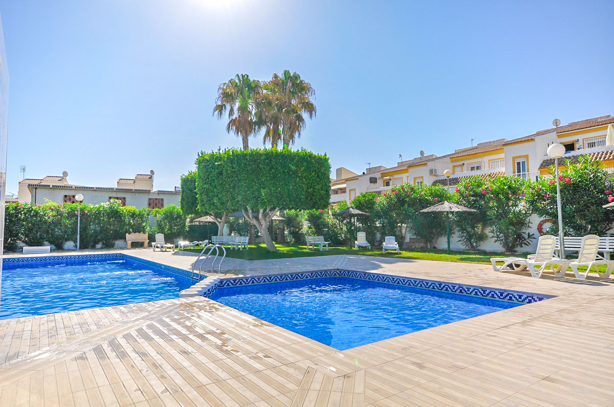 Townhouse for sale in Monte y Mar Alto, Gran Alacant, Spain €135,000