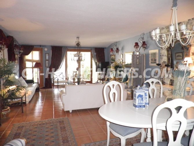 Townhouse for sale in El Faro, Gran Alacant, Spain €199,000 (GA0289)