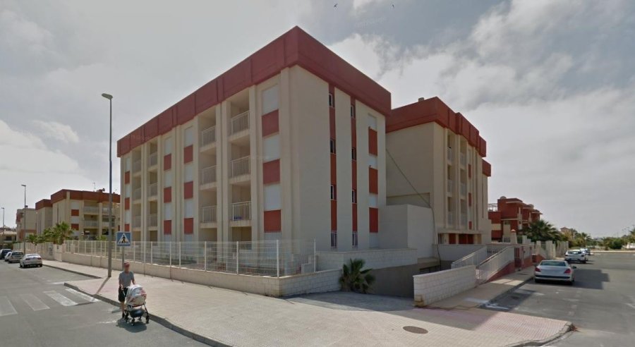 Apartment in Orihuela Costa