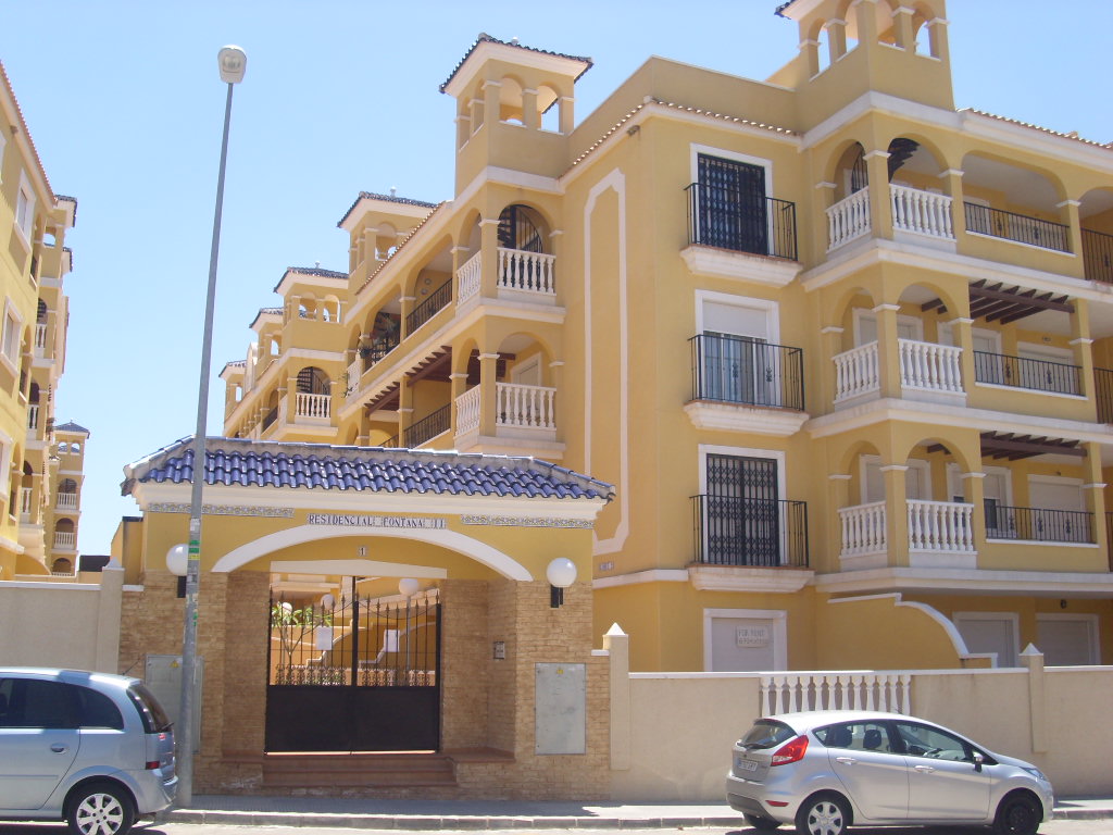 Apartment for long term rent in Algorfa, Spain €250 (LF40LT)