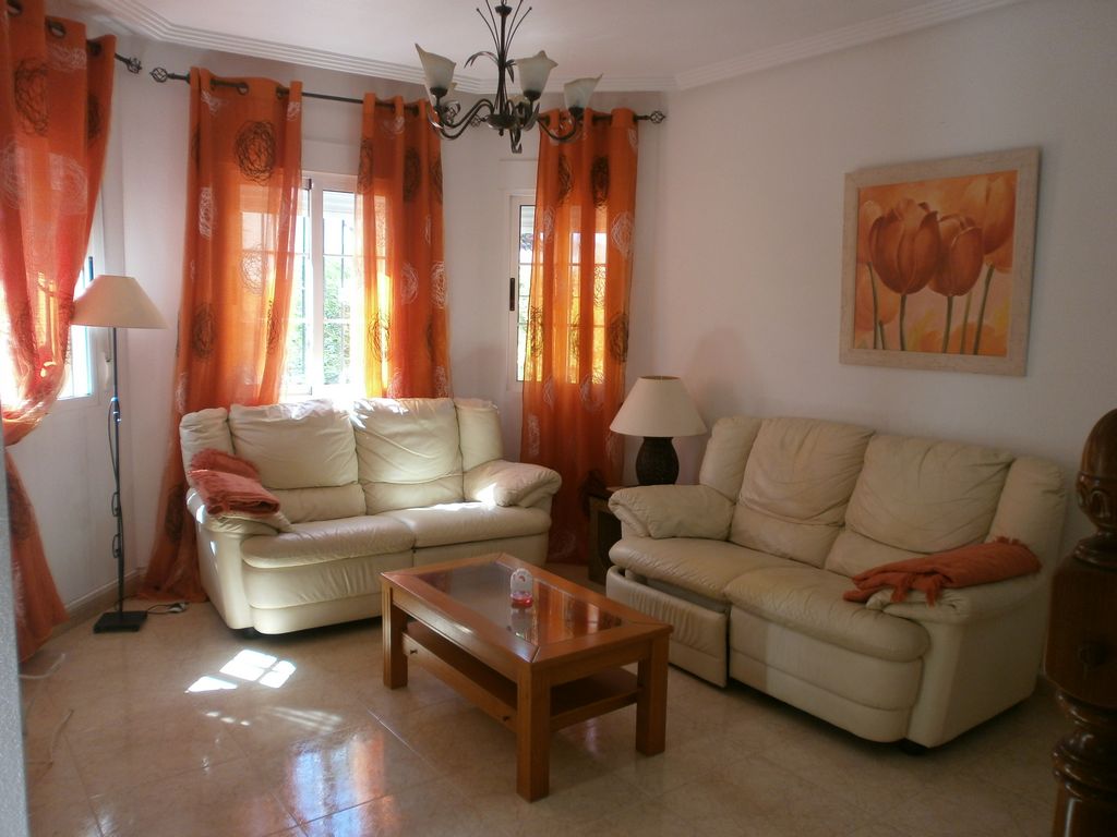 Detached Villa for long term rent
