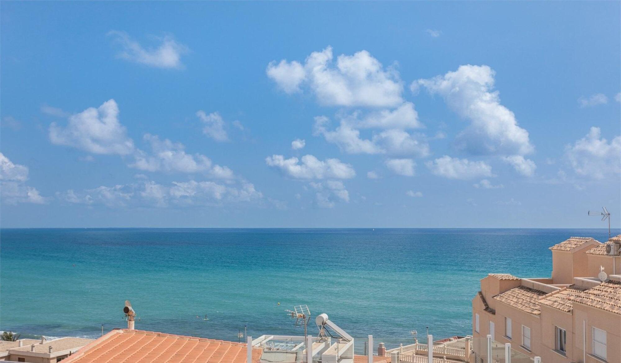 Villa for sale in La Mata €660,000 (658390)