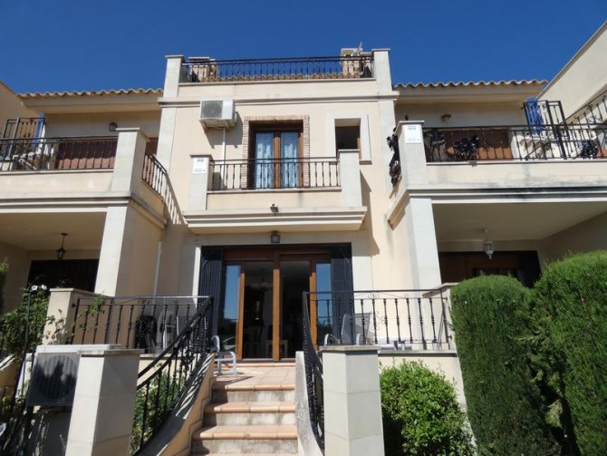 Townhouse for sale in La Finca Golf and Spa Resort €169,990 (410402)