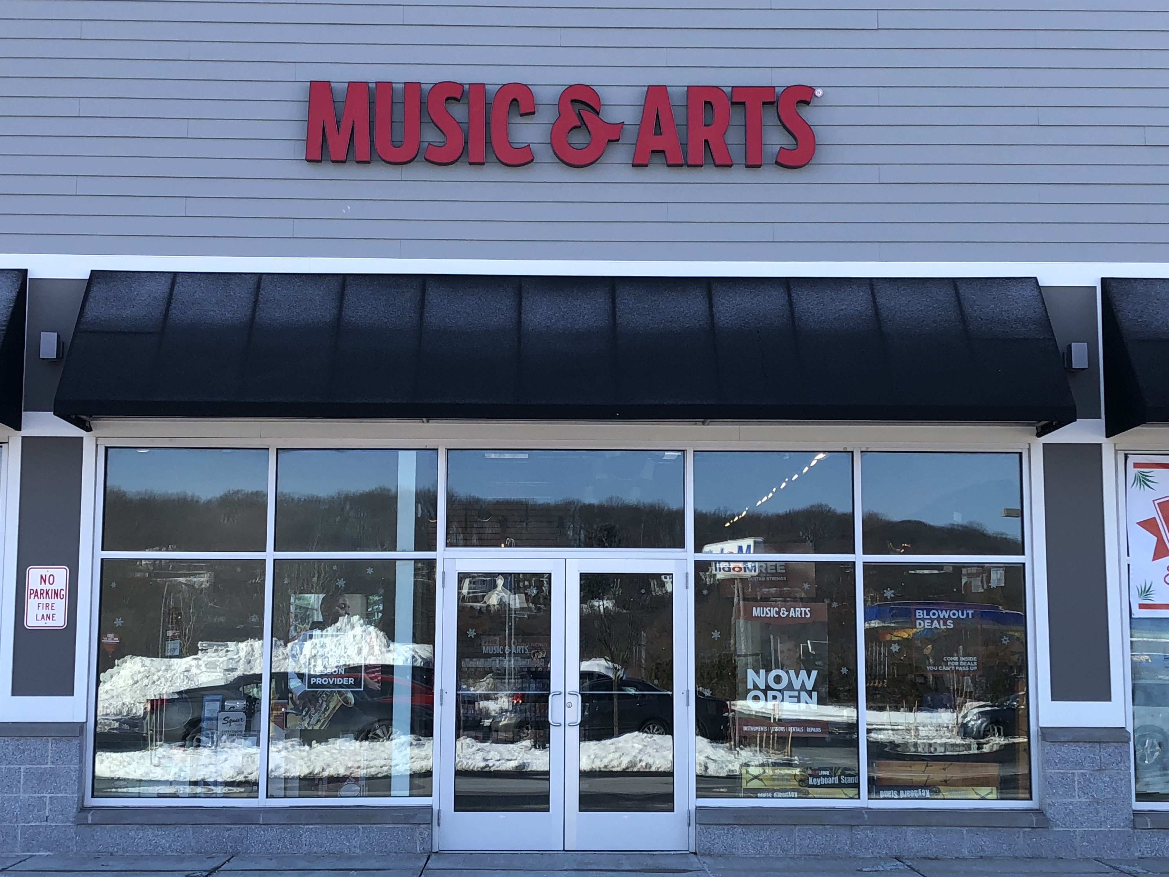 Instrument Rentals & Music Lessons in Southington, CT Music & Arts