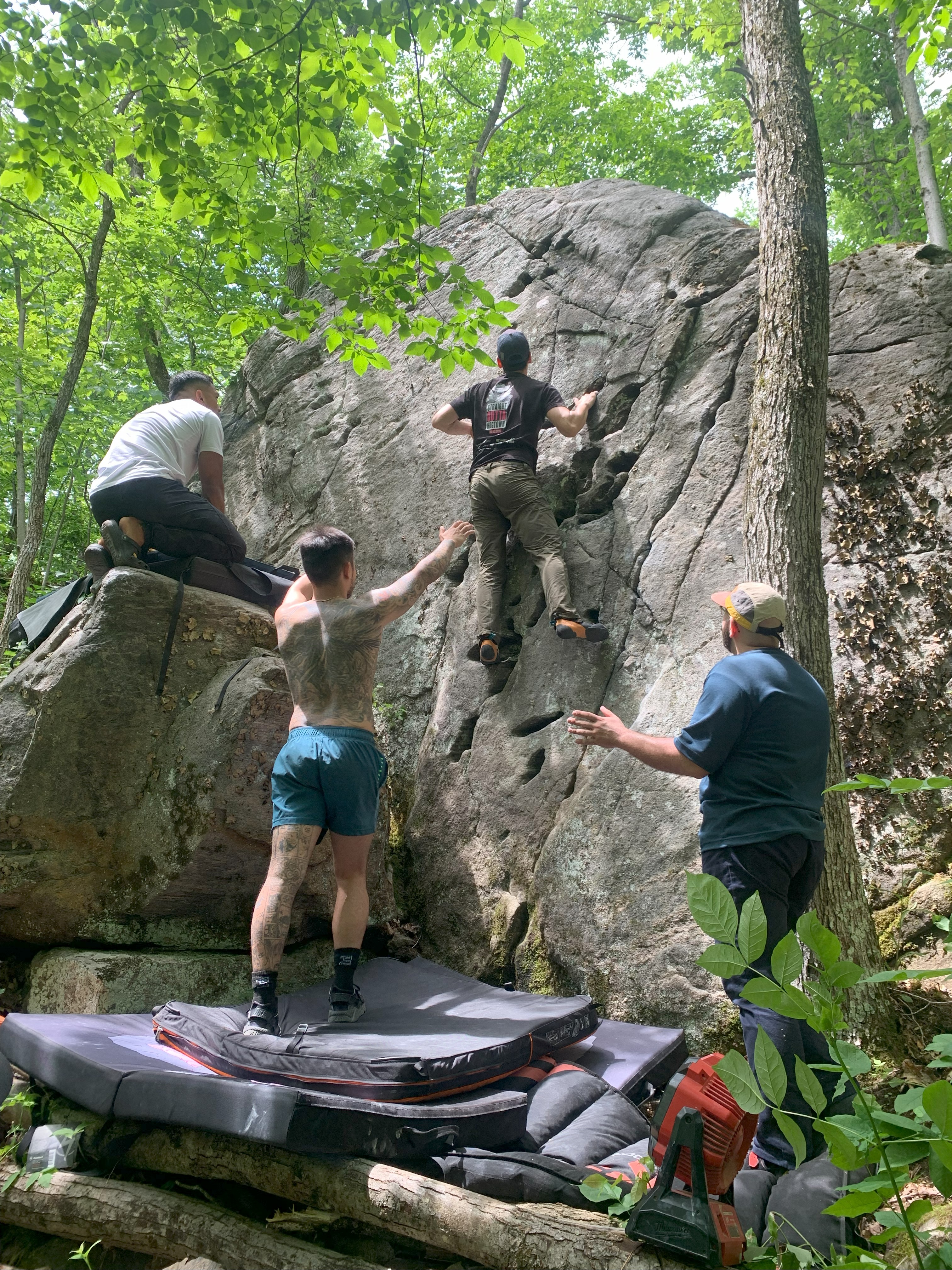 Intro to Bouldering gallery 3