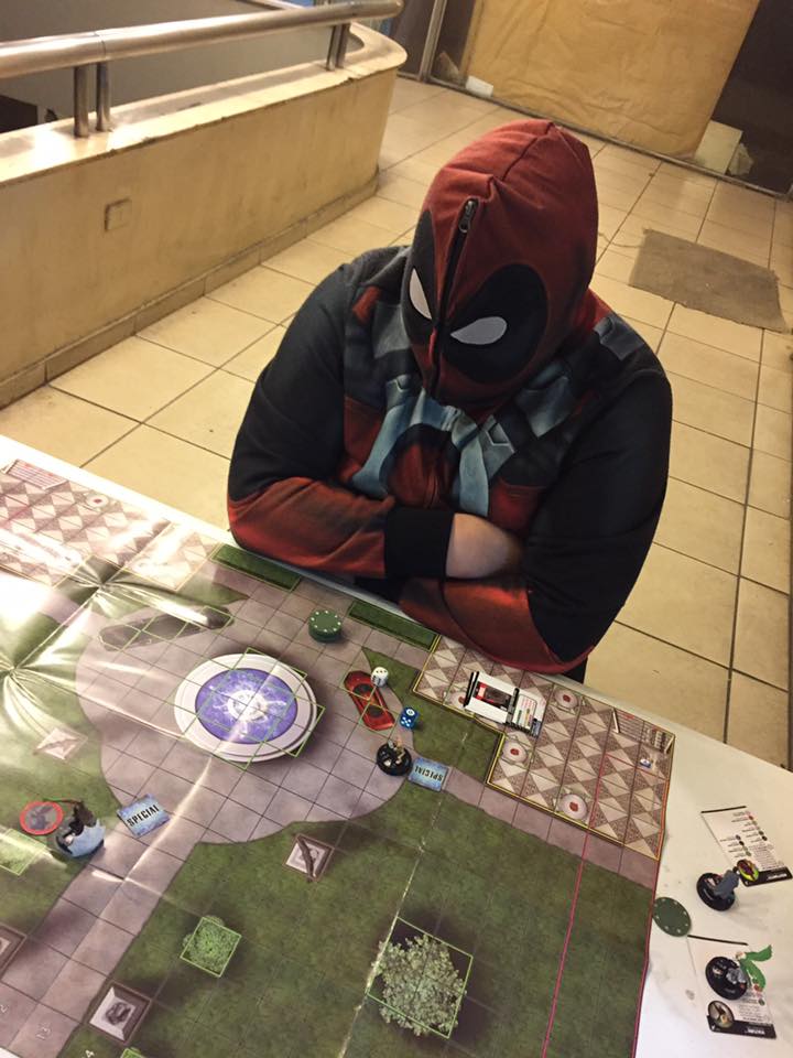 Clixmen-heroclix-chile-deadpool-esta-aqui