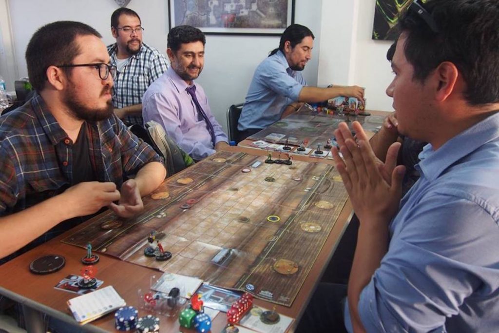 Clixmen-Heroclix-chile-visita-ilustre-1-1024x683