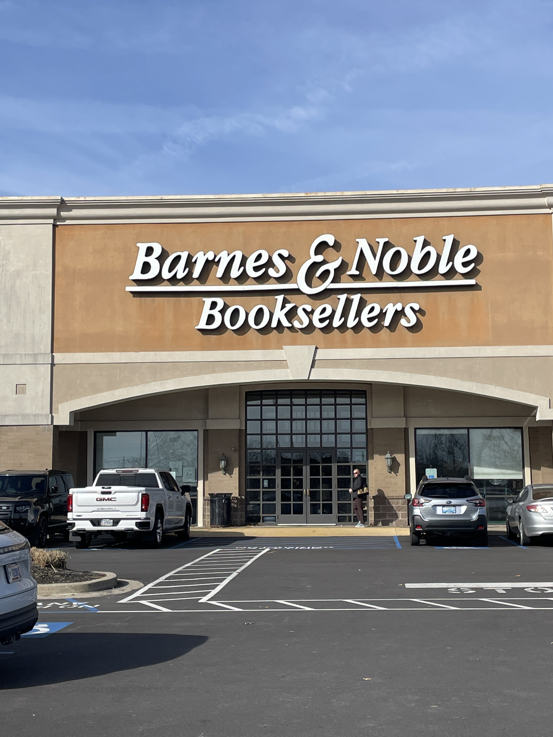 Barnes & Noble