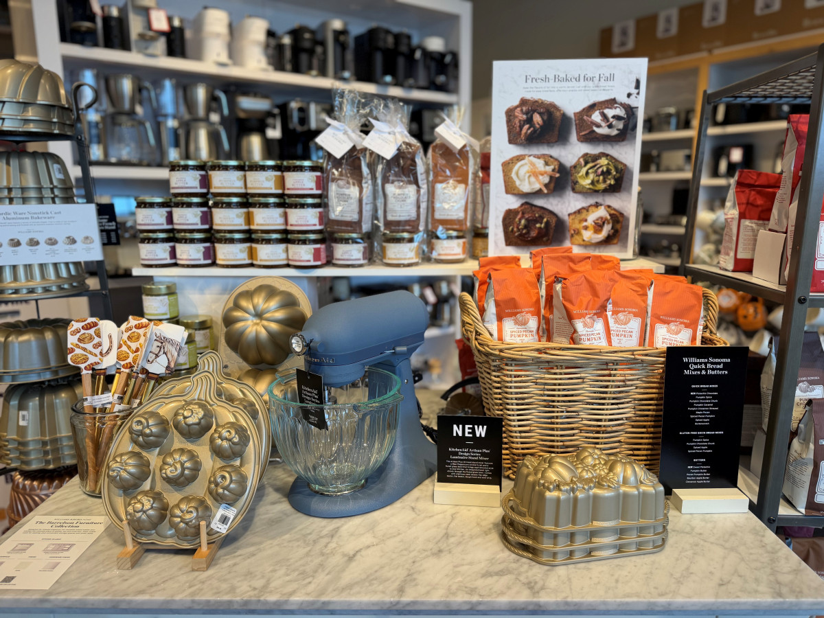 Sale from Williams Sonoma: Fall Treats