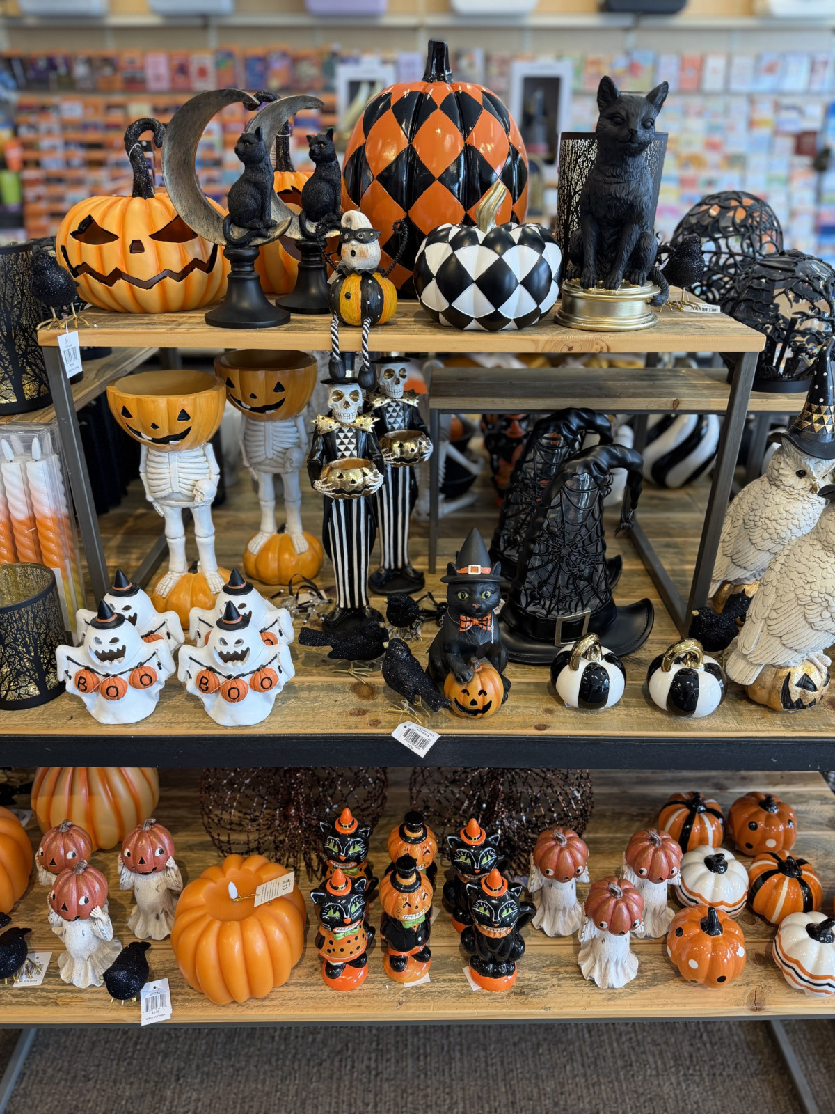 Sale fromHallmark: Halloween is Coming