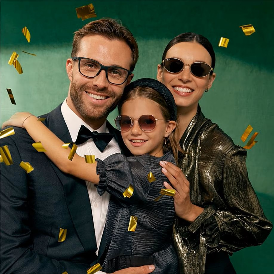 Sale fromLenscrafters: Designer Looks for the Holidays