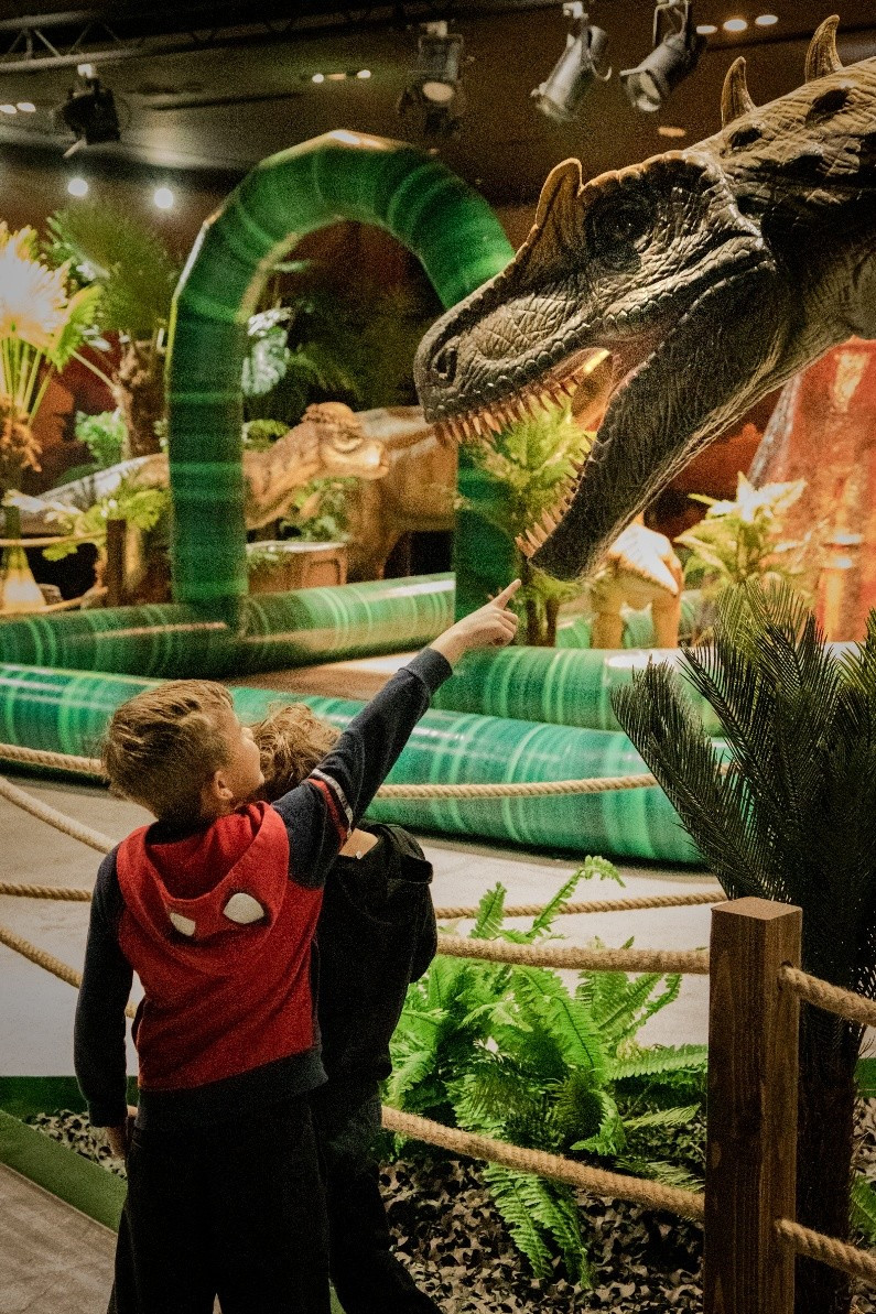 Sale fromDinosaur Outpost: Get Rewarded for you Good Grades!