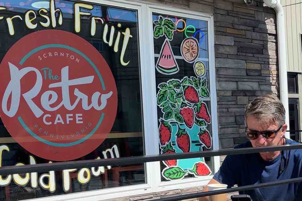 Retro Cafe