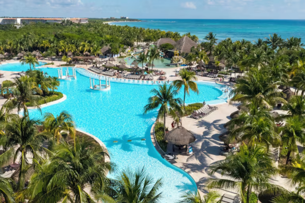 Grand Palladium Kantenah Resort & Spa, a Registry Collectin Hotel