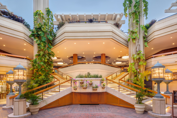Hyatt Regency Waikiki Beach Resort and Spa