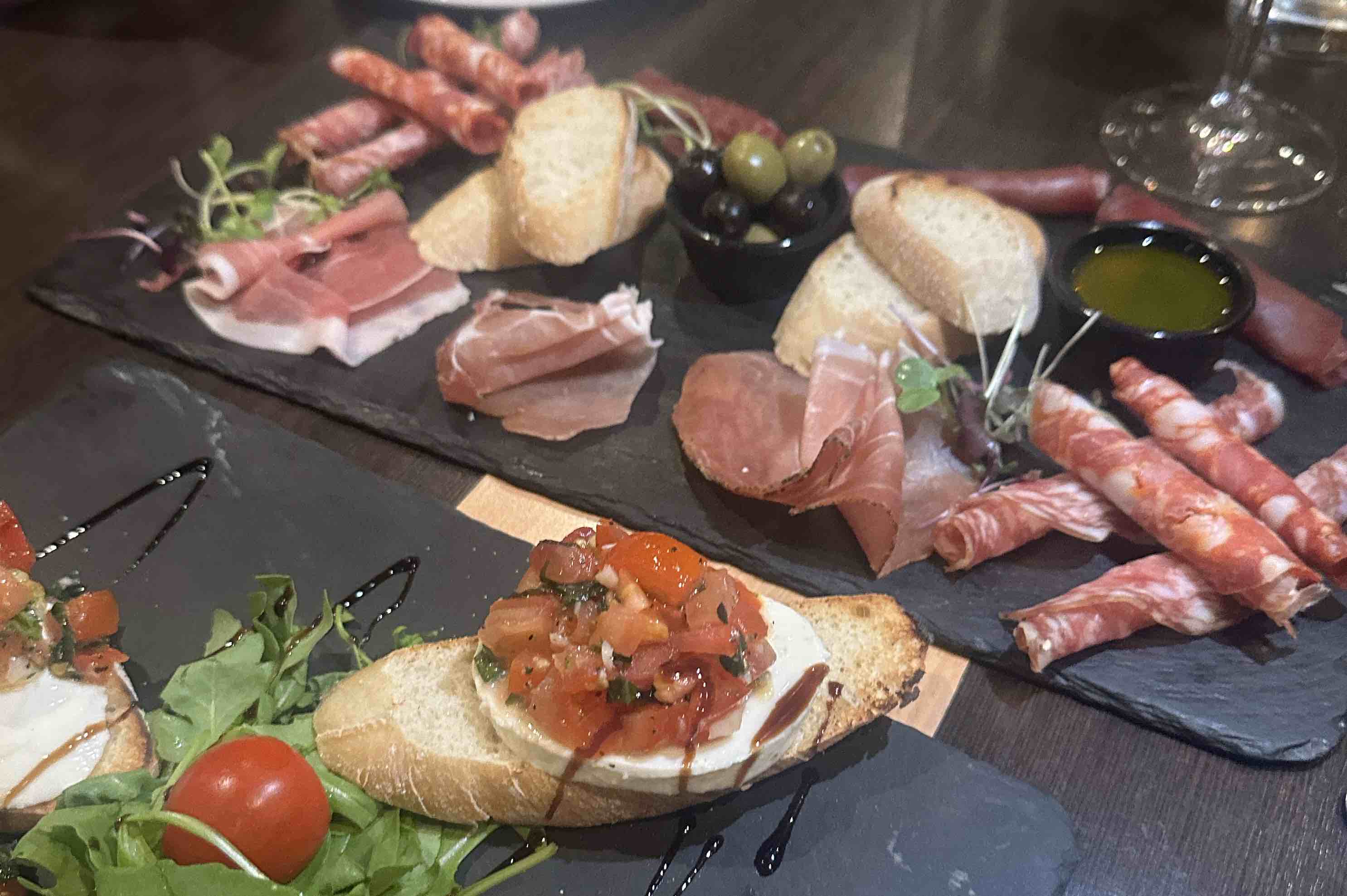 La Caverna Restaurant and Wine Bar