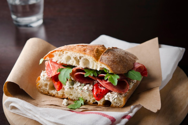 CUCCIS S-Bhf. Alexanderplatz, Regio-Bahnsteig 1/2 West