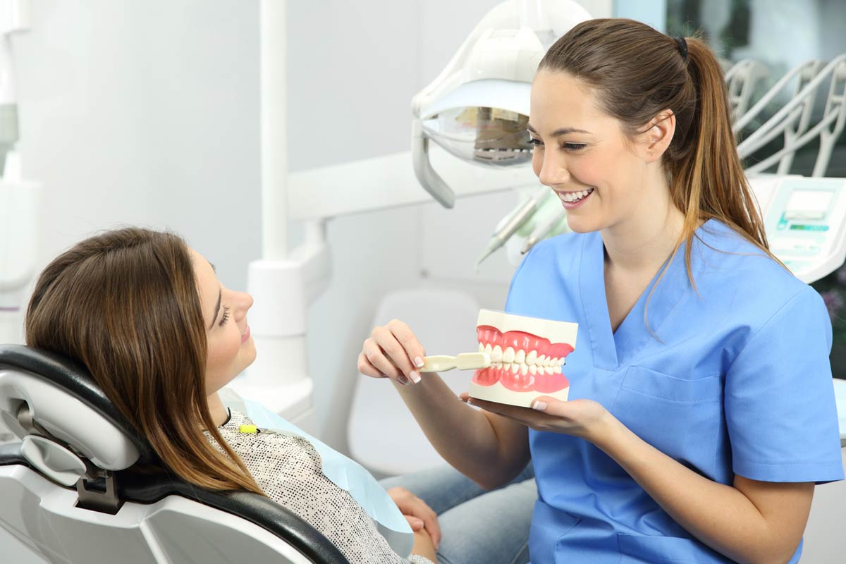 Some Known Details About Top 10 Best Dentists Chicago 