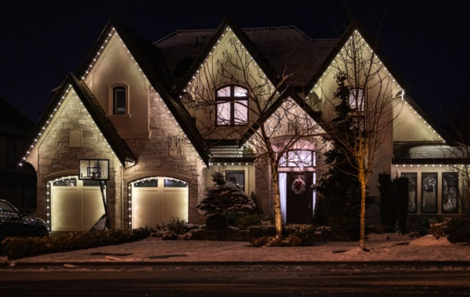 The Main Principles Of Christmas Light Installation 