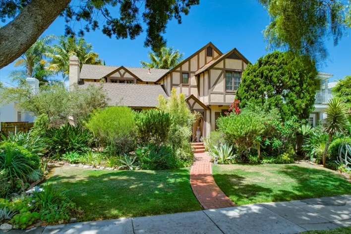 What Does Coronado Real Estate Mean?