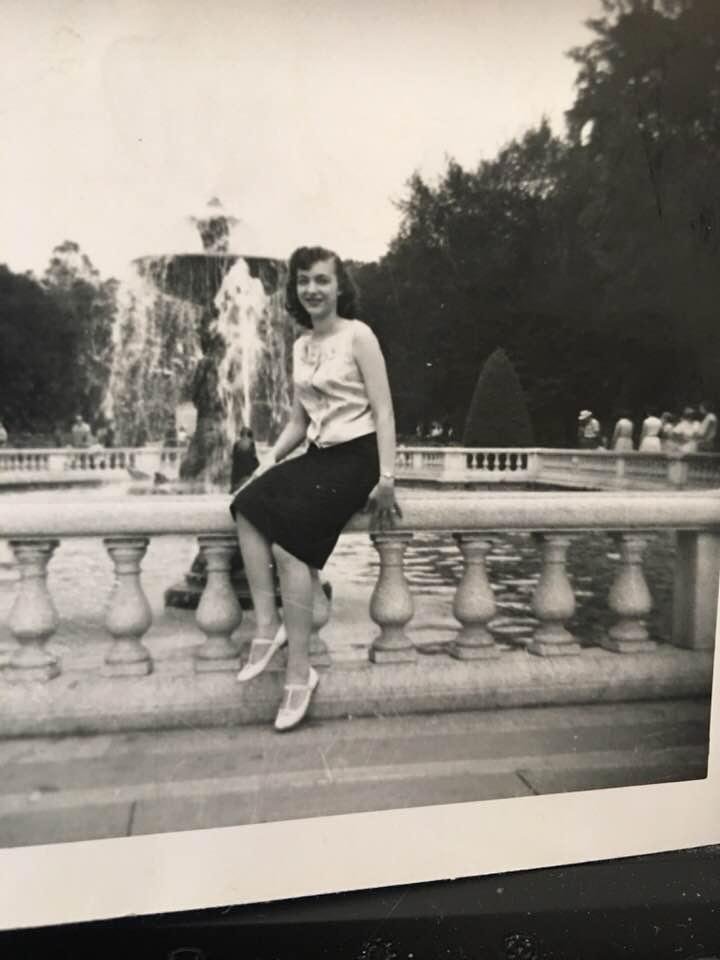 1958, Life was great! Here’s a challenge find your picture of you in front of the Bear Fountain at the Detroit Zoo and share it. We all know that if you have ever been to the Detroit Zoo then somewhere there is a picture of