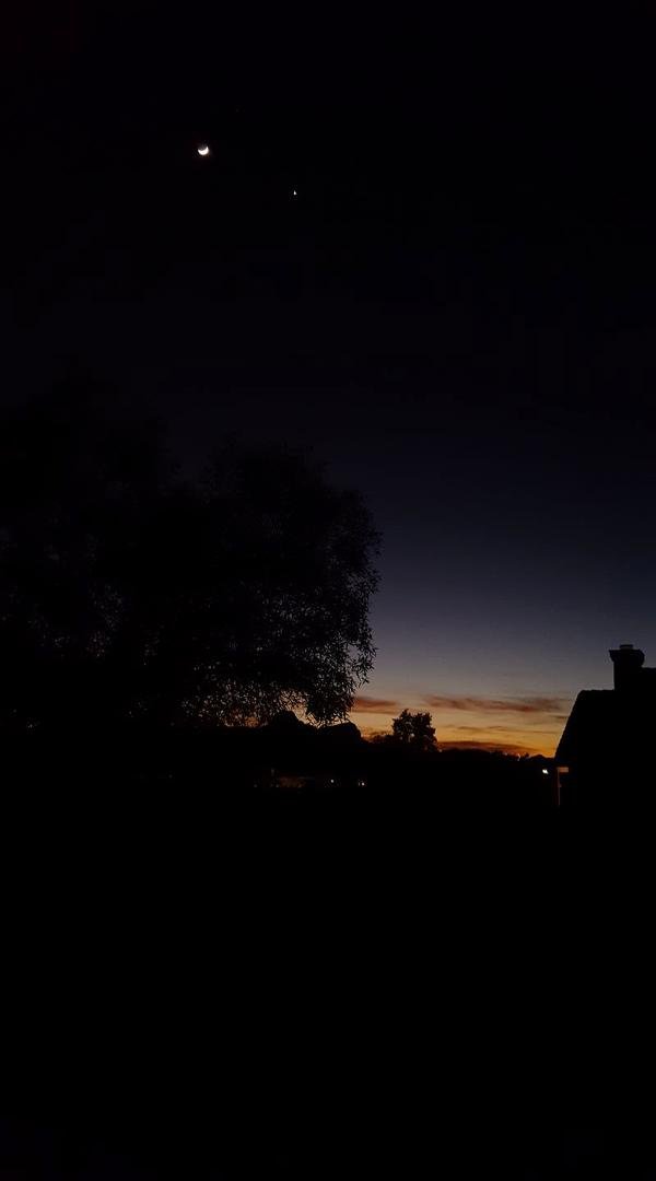 Sunset, Venus and the moon