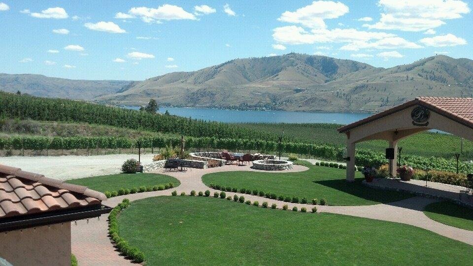 Beautiful weather ans great wine in chelan