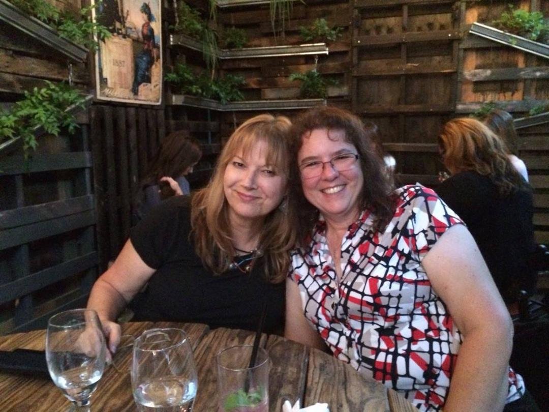 Kelly Hindman Elo and I a great reunion dinner with our friend Brenda DeBari Yost at Hook and Ladder in Sacramento. Looking forward to seeing her again in 2 weeks!
