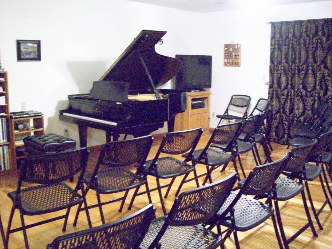 All set up fot tonight's house concert featuring David Lanz and Joseph Akins.