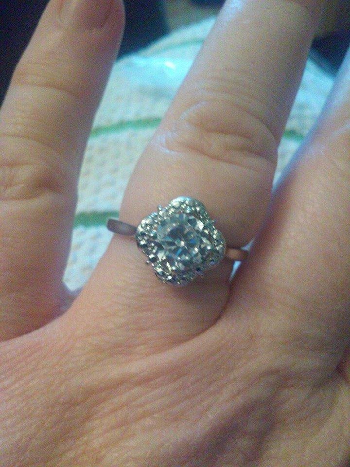 Here is my second pretty ring. Here you go jewerly in candles by Lisa Cavanaugh Warren