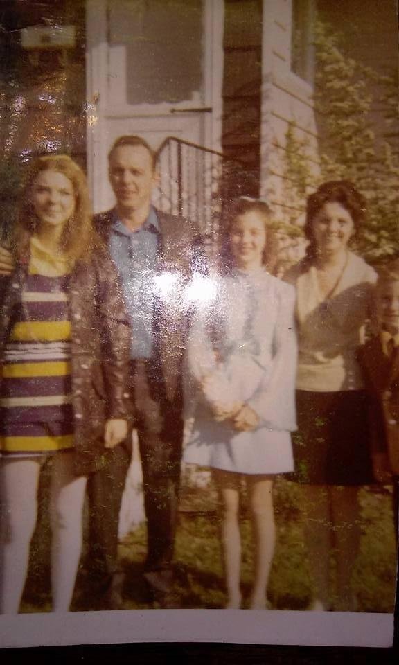 Sad but can't find decent pic of myself, sissy n ha-ha..69'
I think