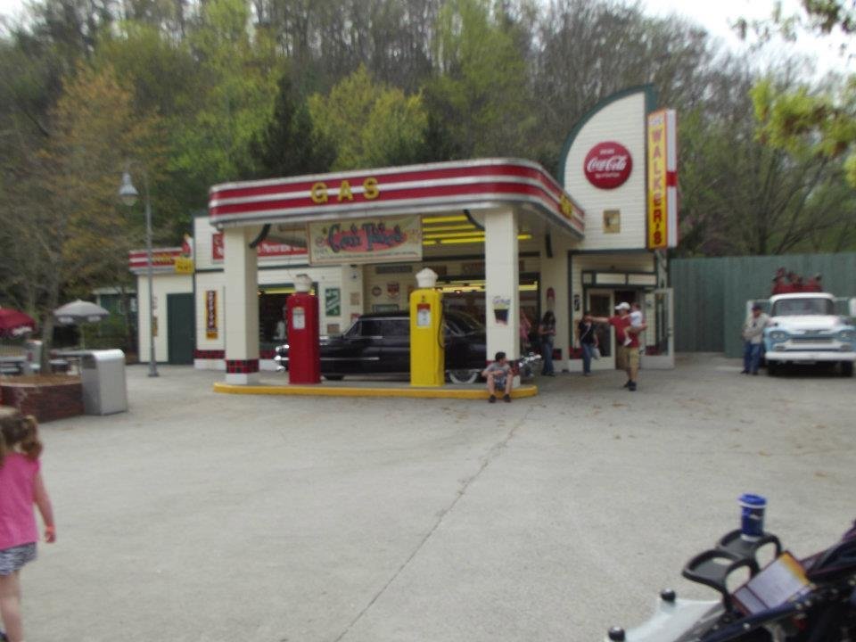 Don Maindonald's album, Our TRIP TO FLORIDA & TENNESSEE