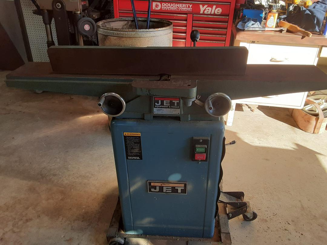 Want to sell this jointer plainer. I don't know how to do marketplace. Anyone interested please PM me.