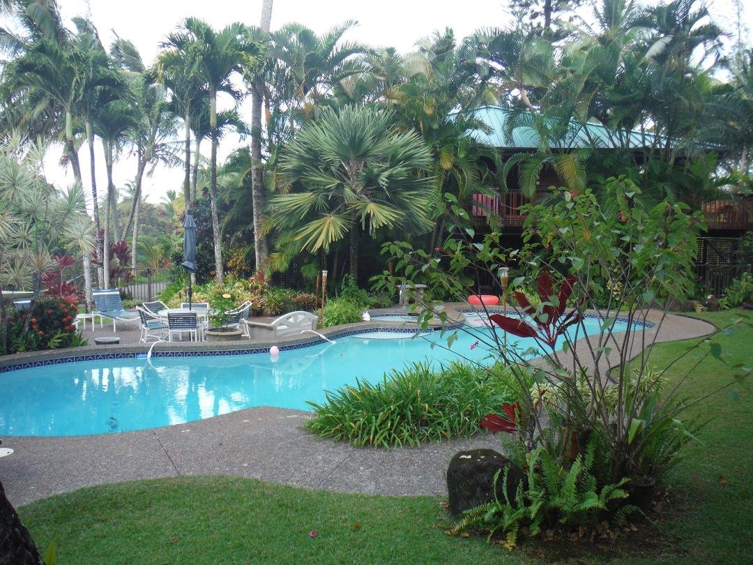 Maui Pole House