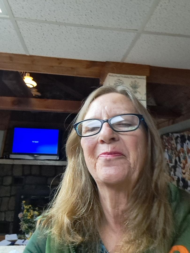 Marge Hebert's album, Mobile uploads