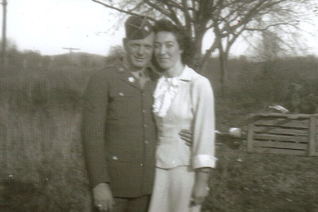 My mother and father on their wedding day. Today--their anniversary! They were wonderful examples of Christian parents.