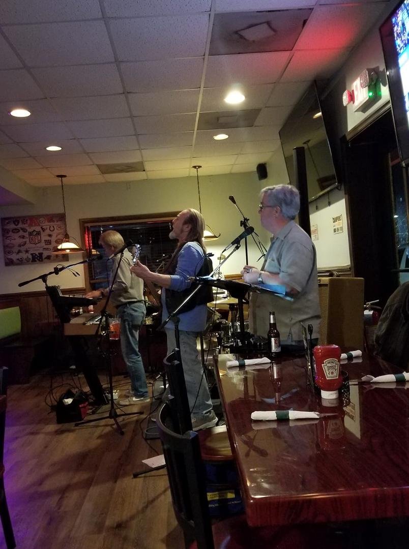 Rock Creek Band rocking Peacocks